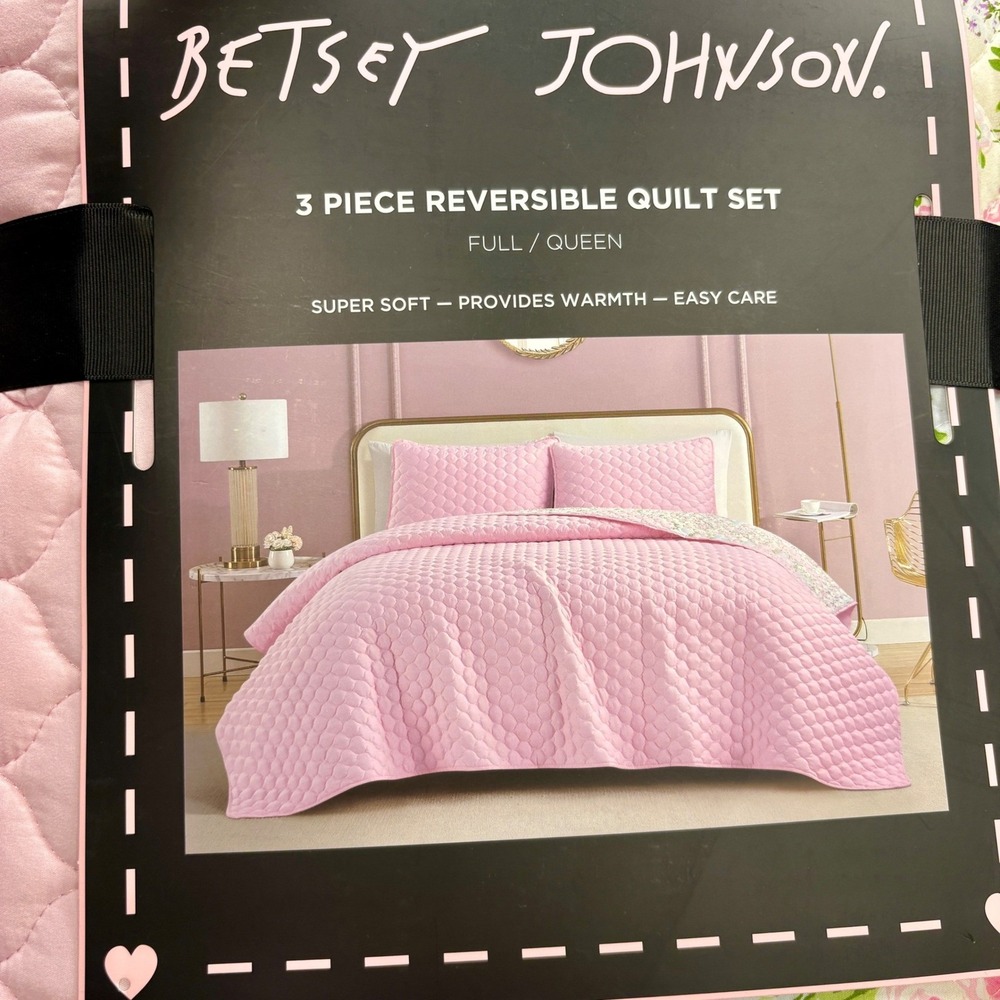 Betsey Johnson 3pc Reversible Quilt Set Full Queen Pink Ogee Patchwork Floral
